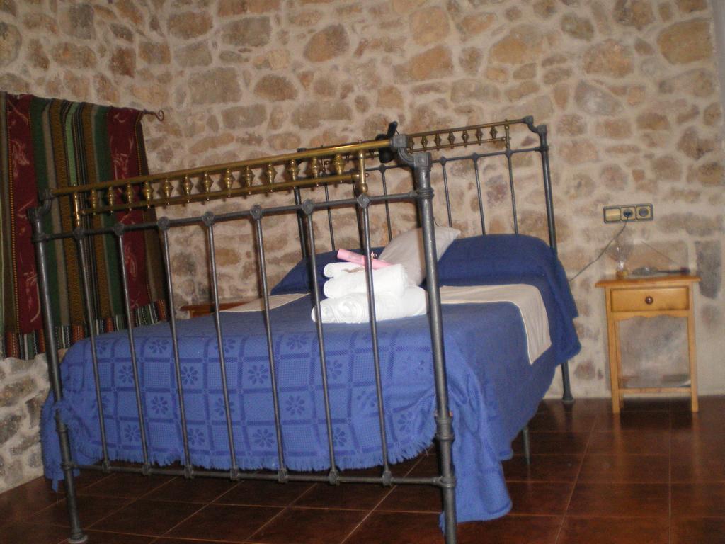 Masia Del Aragones Penarroya De Tastavins Room photo